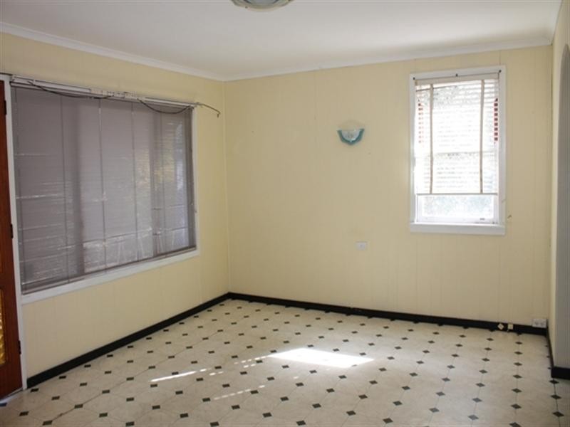 7 Devon Place, Busby NSW 2168