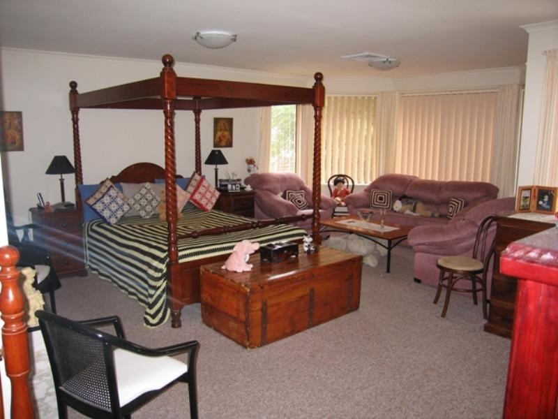 West Hoxton NSW 2171