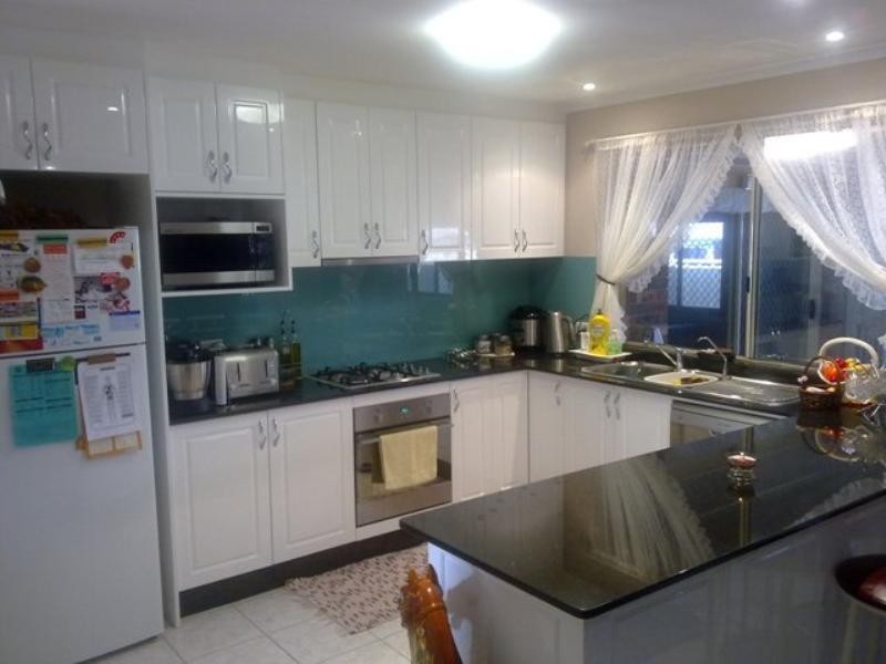 Hoxton Park NSW 2171