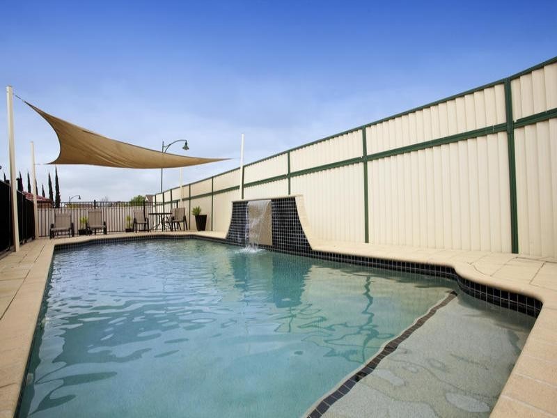 West Hoxton NSW 2171