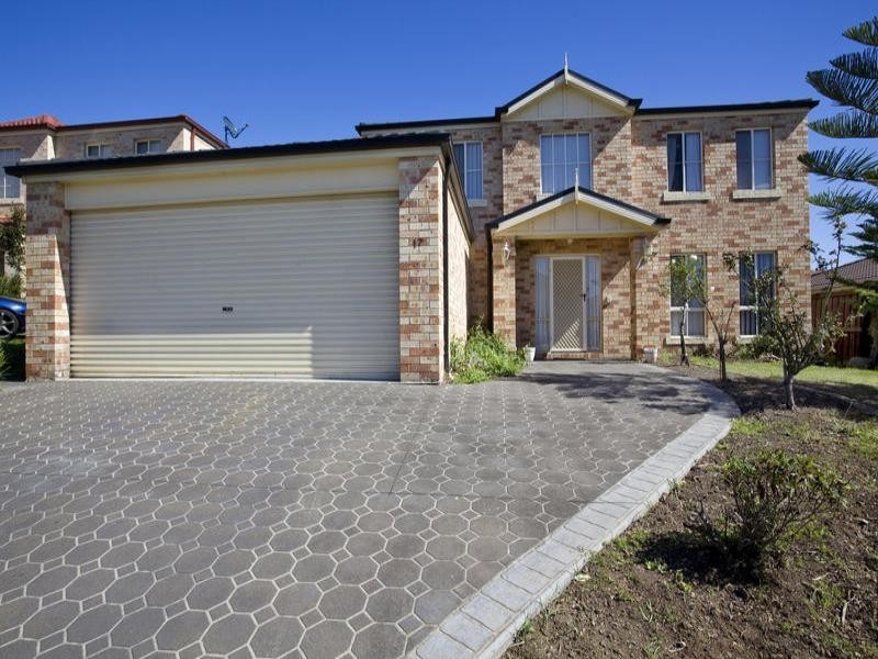 17 Lauderdale Street, West Hoxton NSW 2171