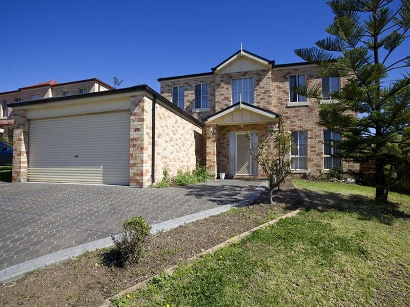 17 Lauderdale Street, West Hoxton NSW 2171