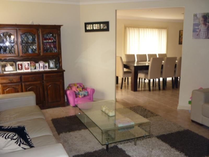 West Hoxton NSW 2171