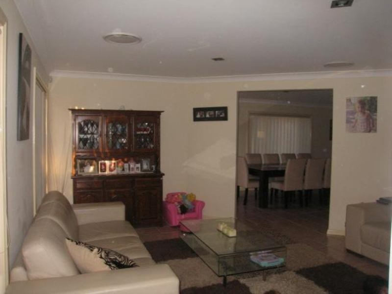 West Hoxton NSW 2171