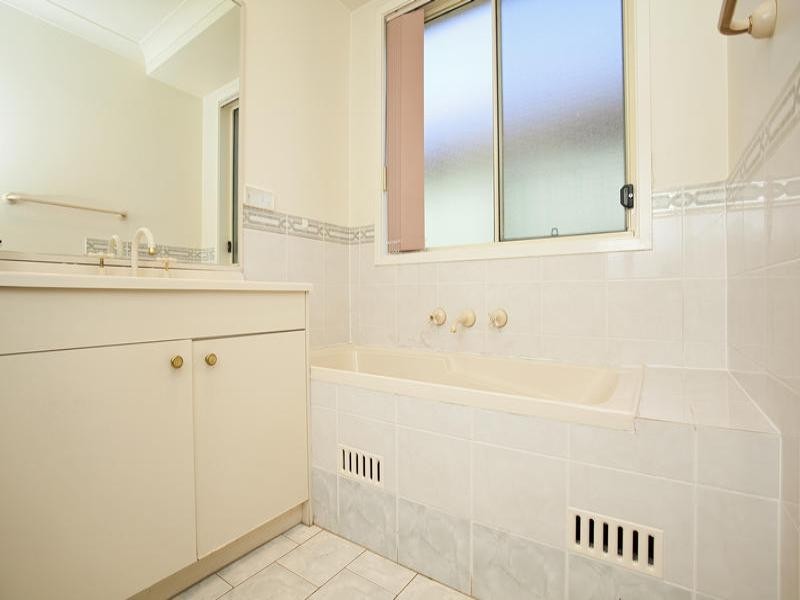 Hoxton Park NSW 2171