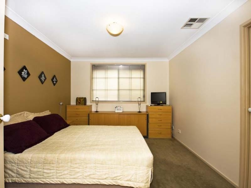 West Hoxton NSW 2171