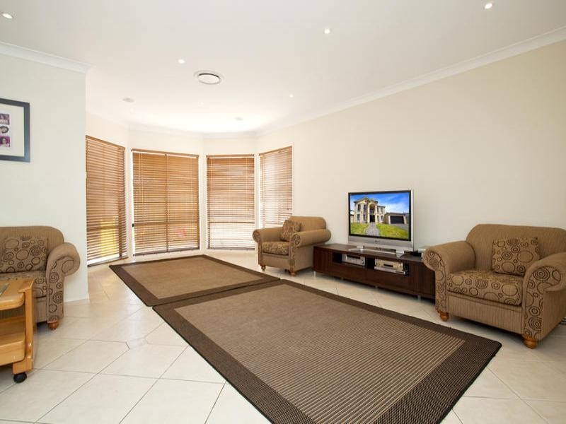 Fairfield West NSW 2165