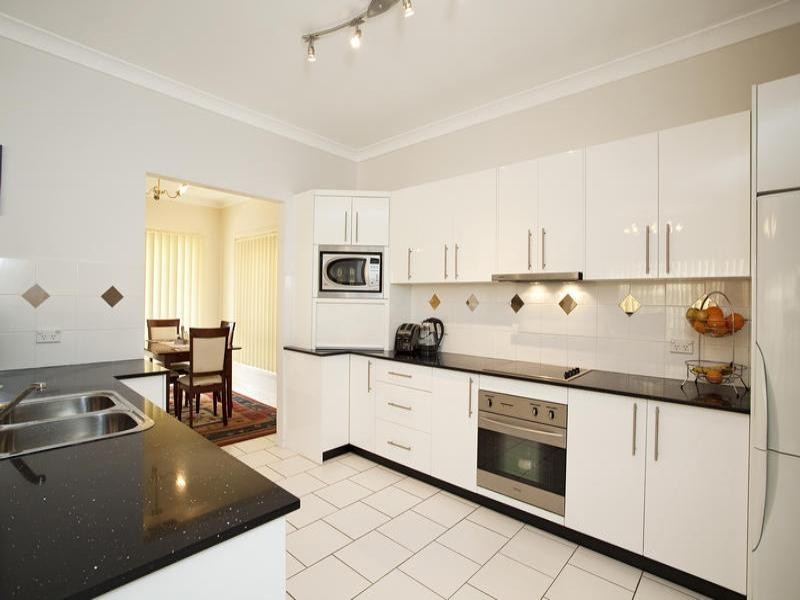 West Hoxton NSW 2171