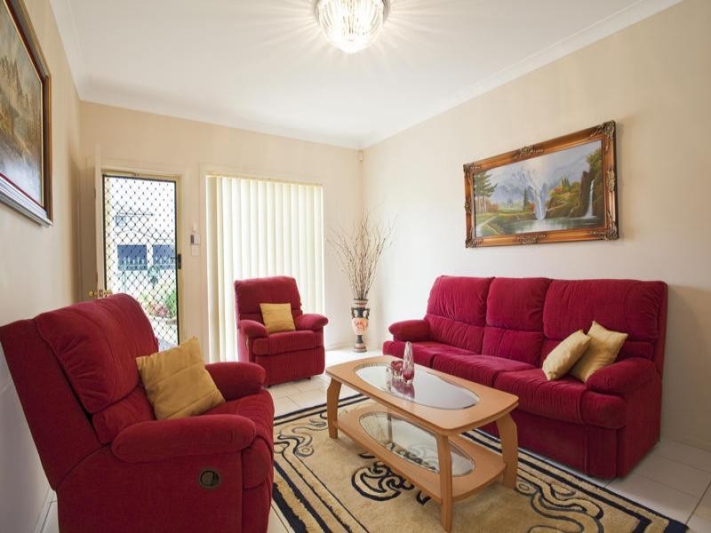 West Hoxton NSW 2171