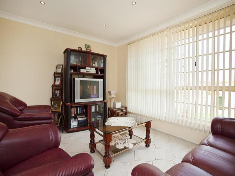 Hoxton Park NSW 2171