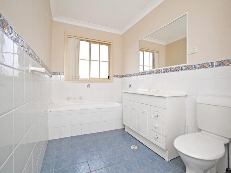 West Hoxton NSW 2171