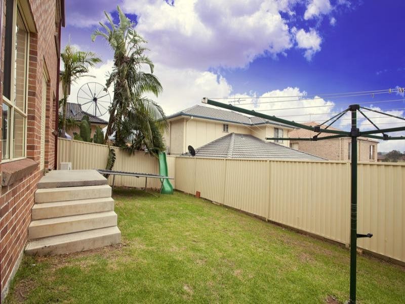 West Hoxton NSW 2171