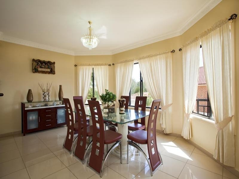 West Hoxton NSW 2171