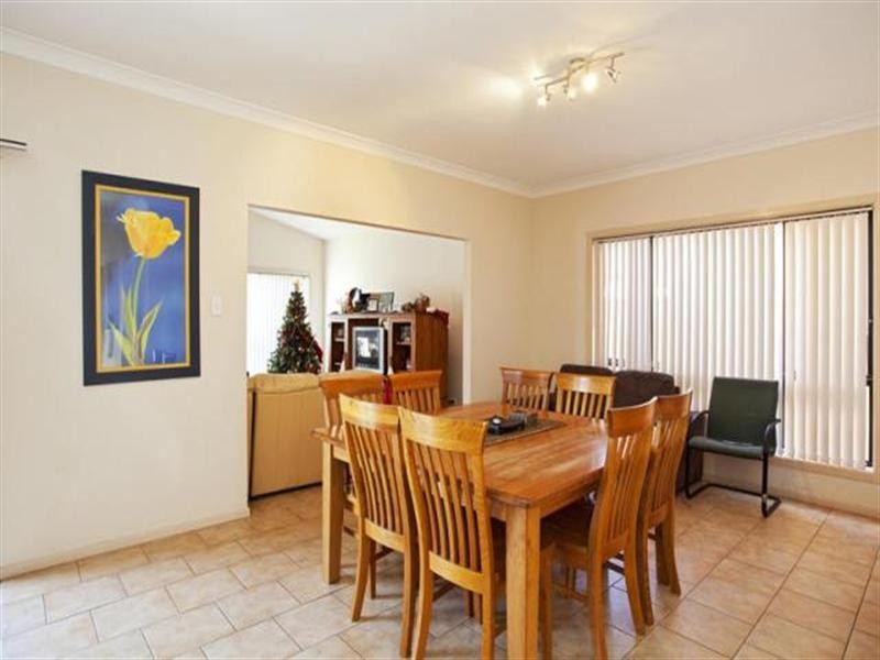 West Hoxton NSW 2171