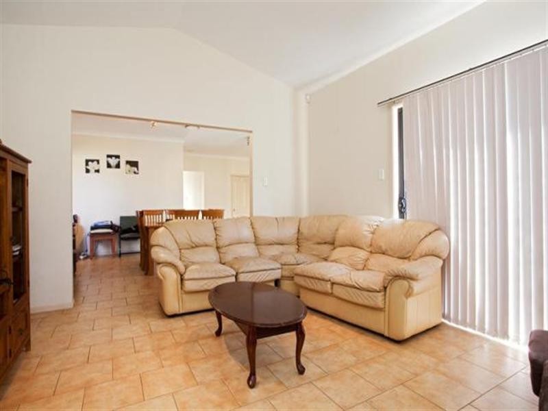 West Hoxton NSW 2171