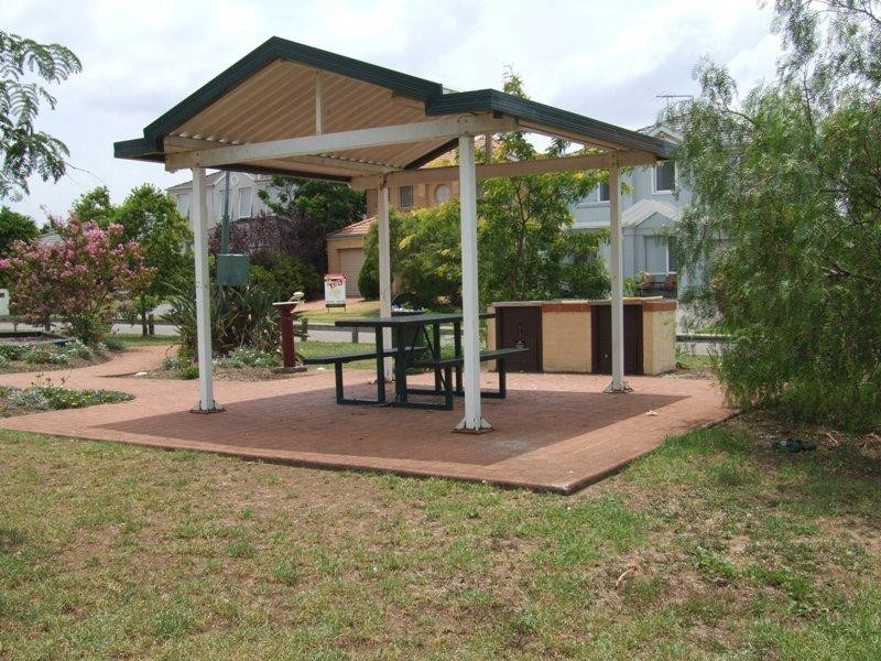 2 Lupton Place, Horningsea Park NSW 2171