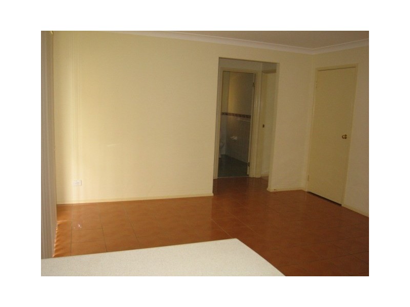 West Hoxton NSW 2171