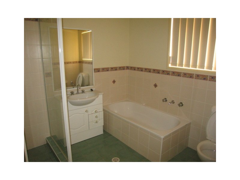 West Hoxton NSW 2171