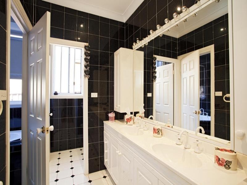 Hinchinbrook NSW 2168