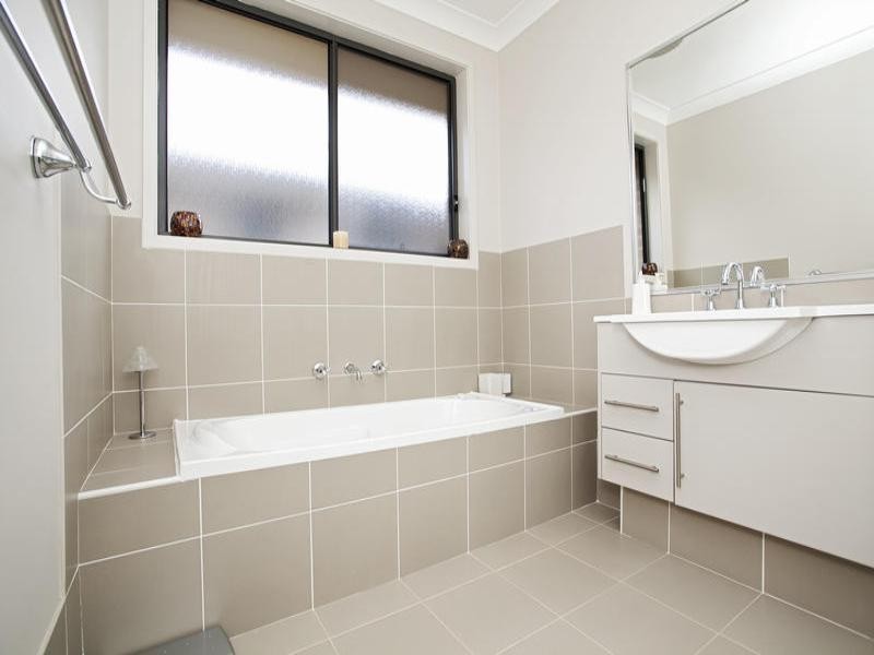 Prestons NSW 2170