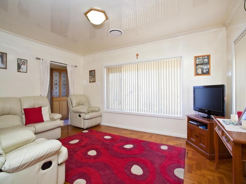 West Hoxton NSW 2171