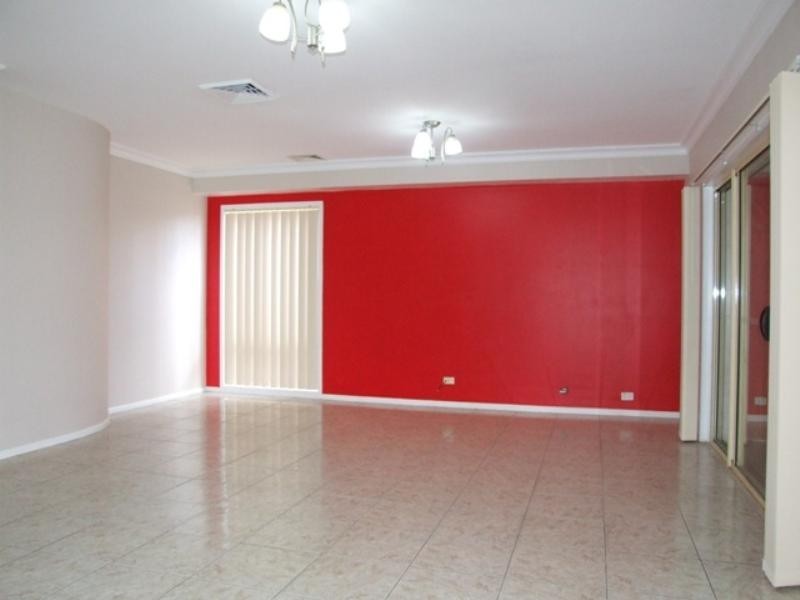 West Hoxton NSW 2171