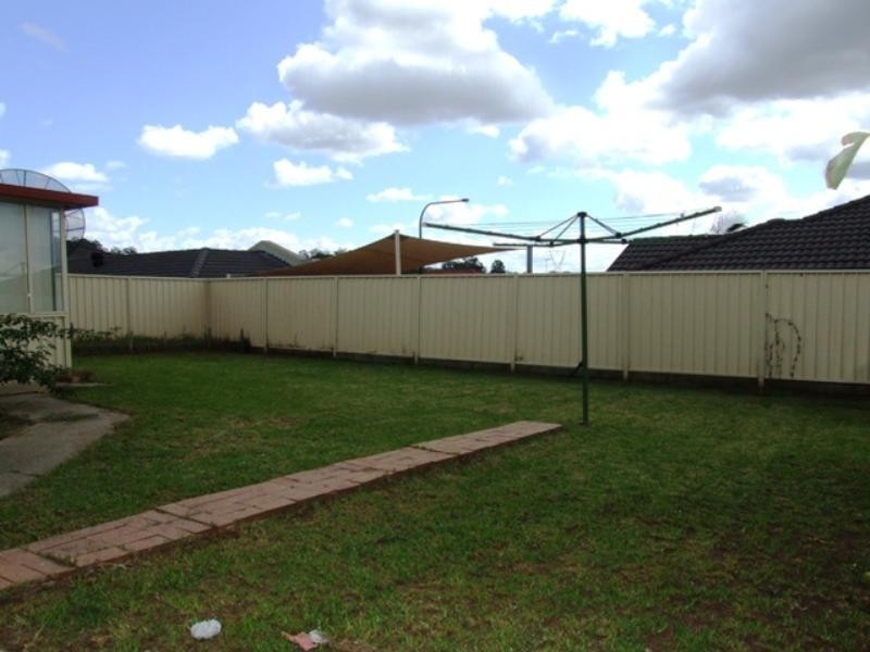 West Hoxton NSW 2171