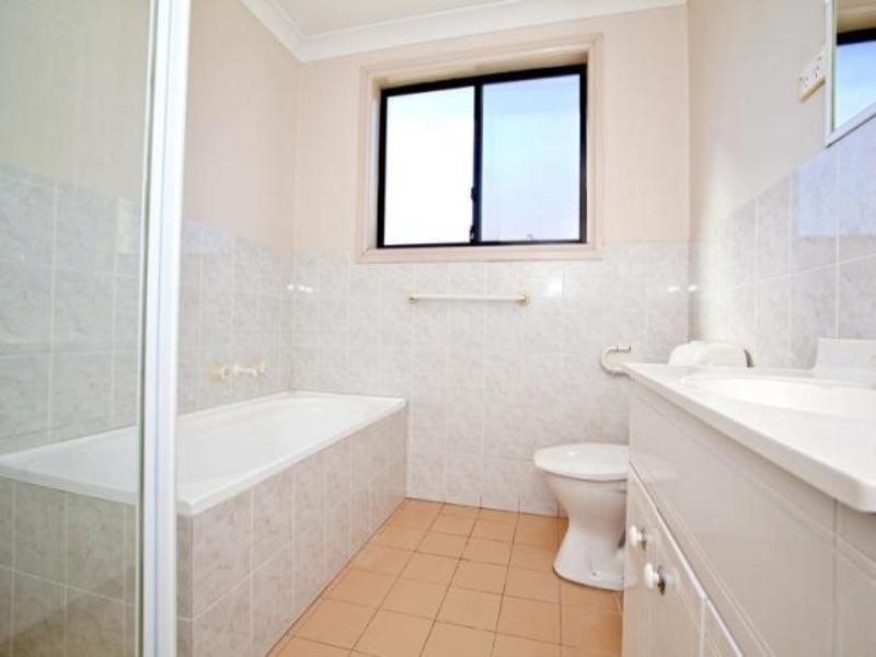 West Hoxton NSW 2171