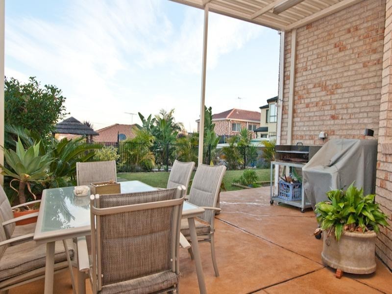 West Hoxton NSW 2171