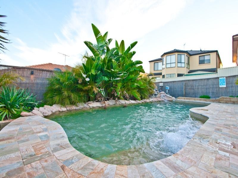 West Hoxton NSW 2171