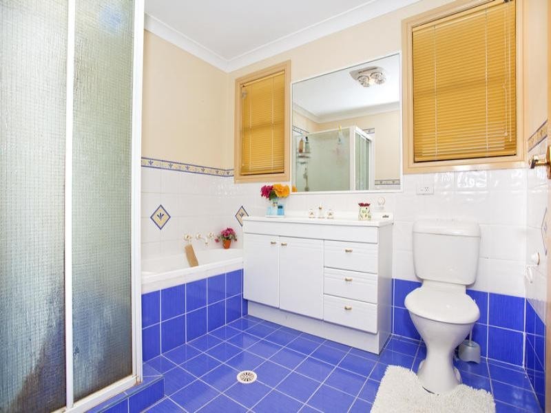 West Hoxton NSW 2171