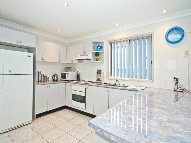 West Hoxton NSW 2171