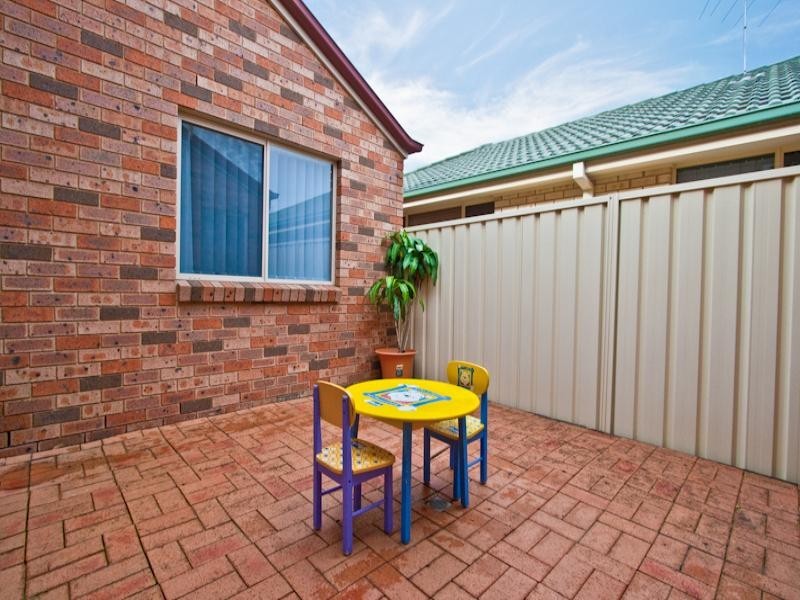 West Hoxton NSW 2171
