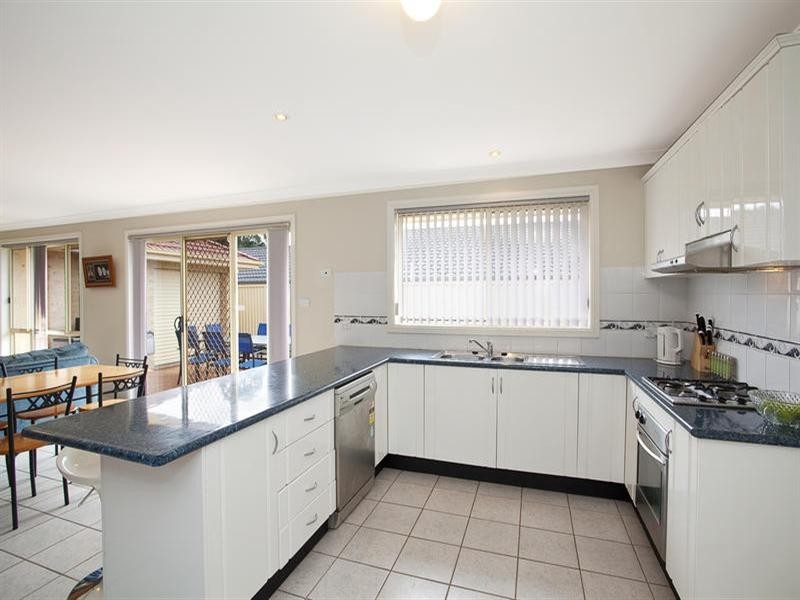 West Hoxton NSW 2171