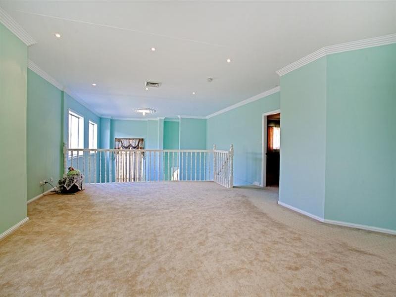 West Hoxton NSW 2171