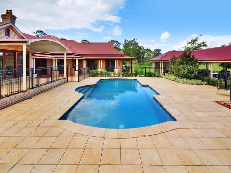2 William Street, Wallacia NSW 2745
