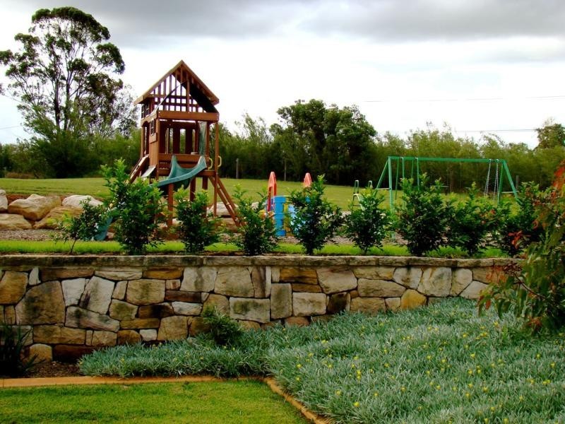 2 William Street, Wallacia NSW 2745