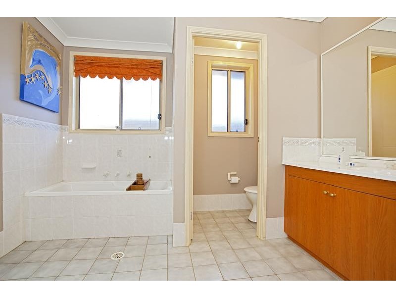 West Hoxton NSW 2171