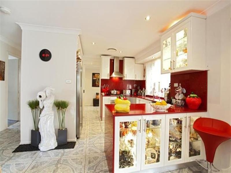 Edensor Park NSW 2176