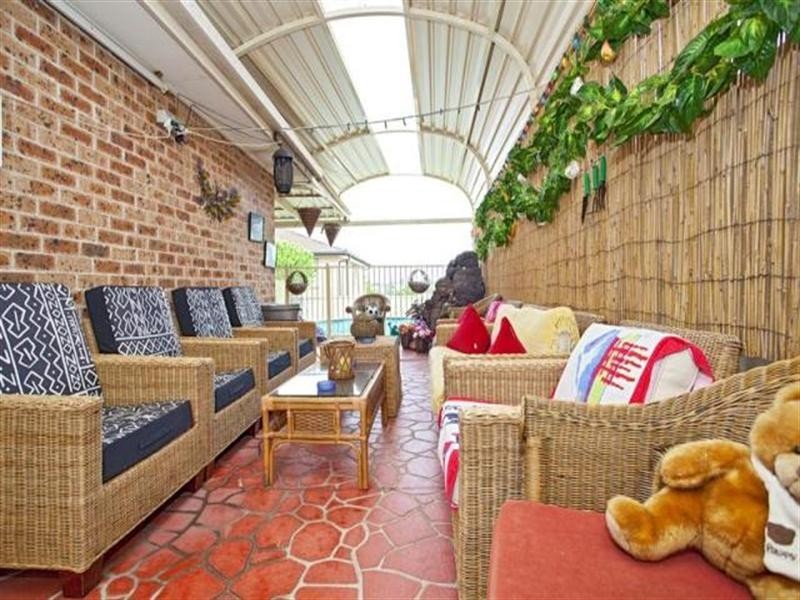 Edensor Park NSW 2176