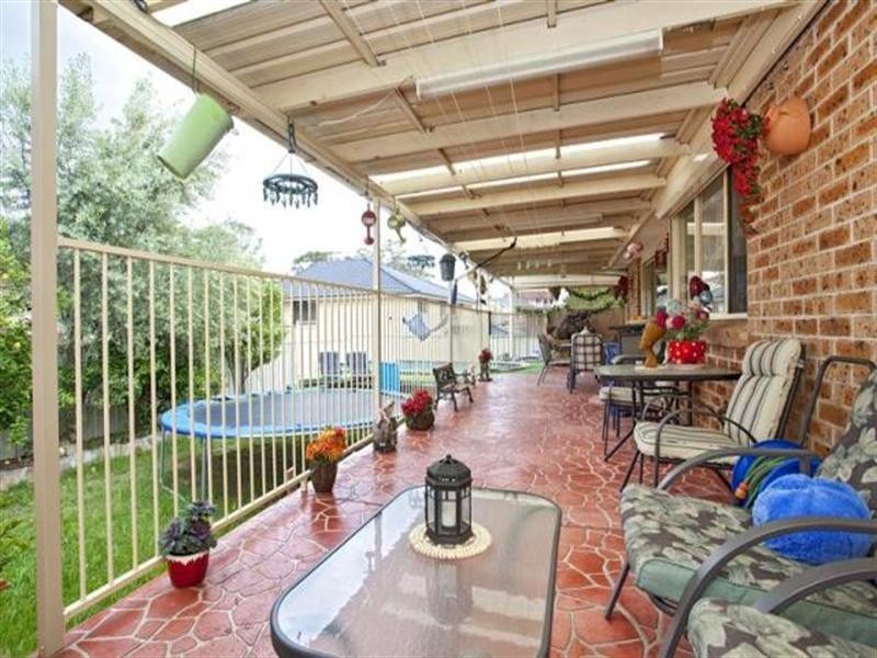 Edensor Park NSW 2176