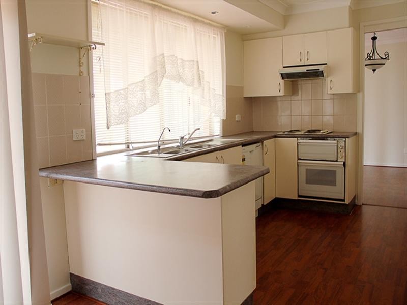 28 Flinders Crescent, Hinchinbrook NSW 2168