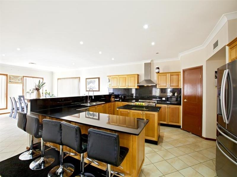 West Hoxton NSW 2171