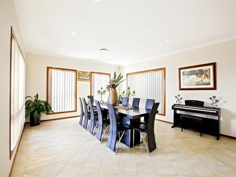 West Hoxton NSW 2171