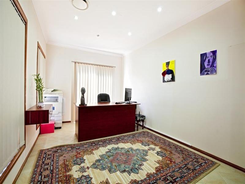 West Hoxton NSW 2171