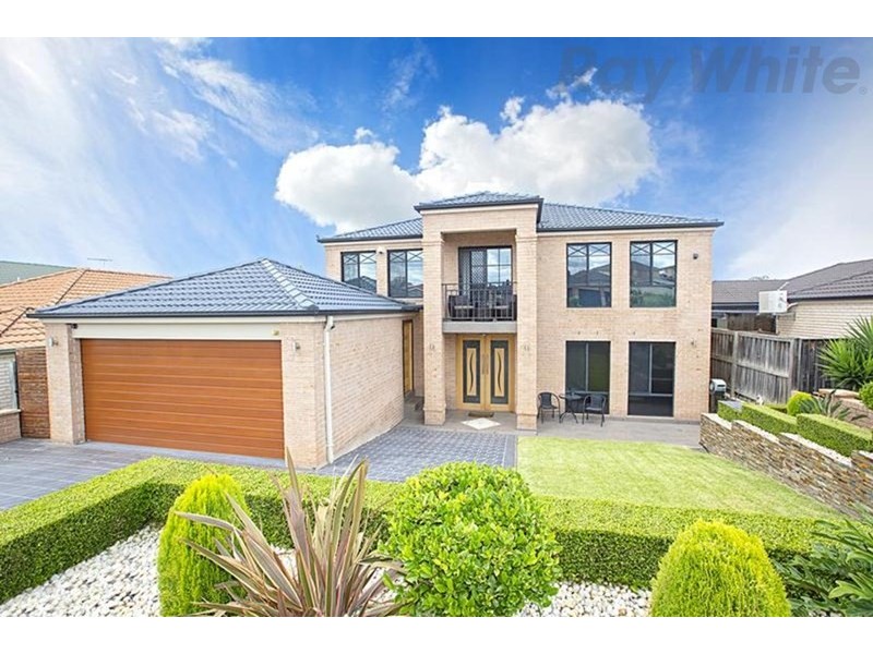 27 Carmichael Drive, West Hoxton NSW 2171
