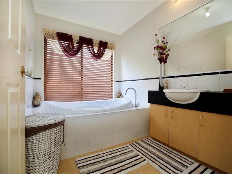 Horningsea Park NSW 2171