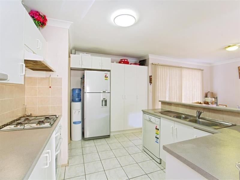 West Hoxton NSW 2171