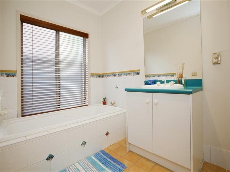 West Hoxton NSW 2171