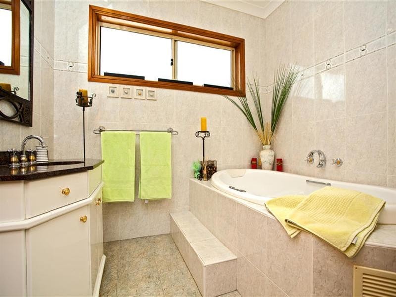 Green Valley NSW 2168